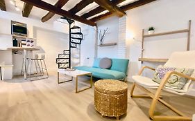 Charming Gran Via Attic